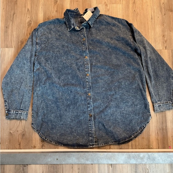 Denim Button Down Shirt large - Picture 1 of 10